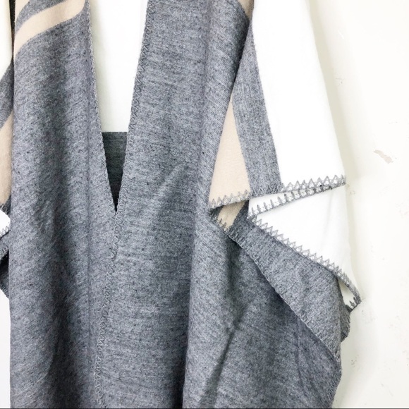 FOREVER 21 color block poncho gray and white tan blanket shawl - Picture 3 of 10